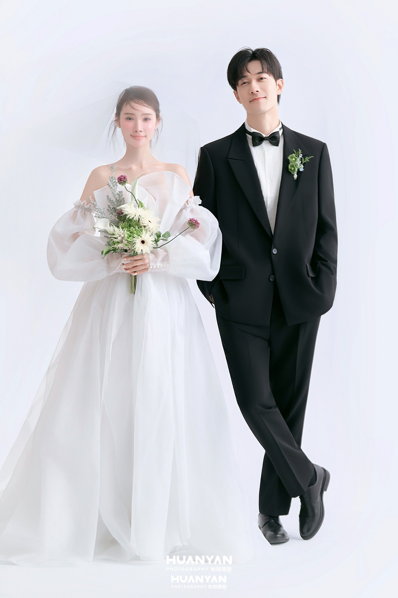 郁香小叙客片第7张｜韩式温柔婚纱照，摄于室内影棚