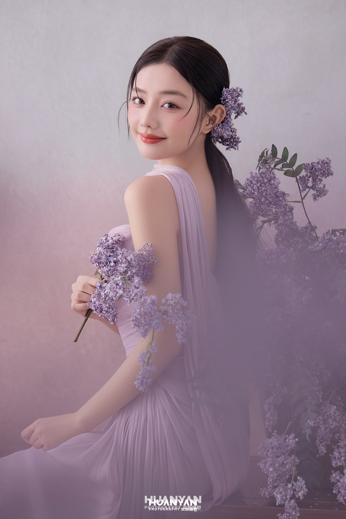 紫雾罗衣客片第7张｜新中式婚纱照，摄于室内影棚