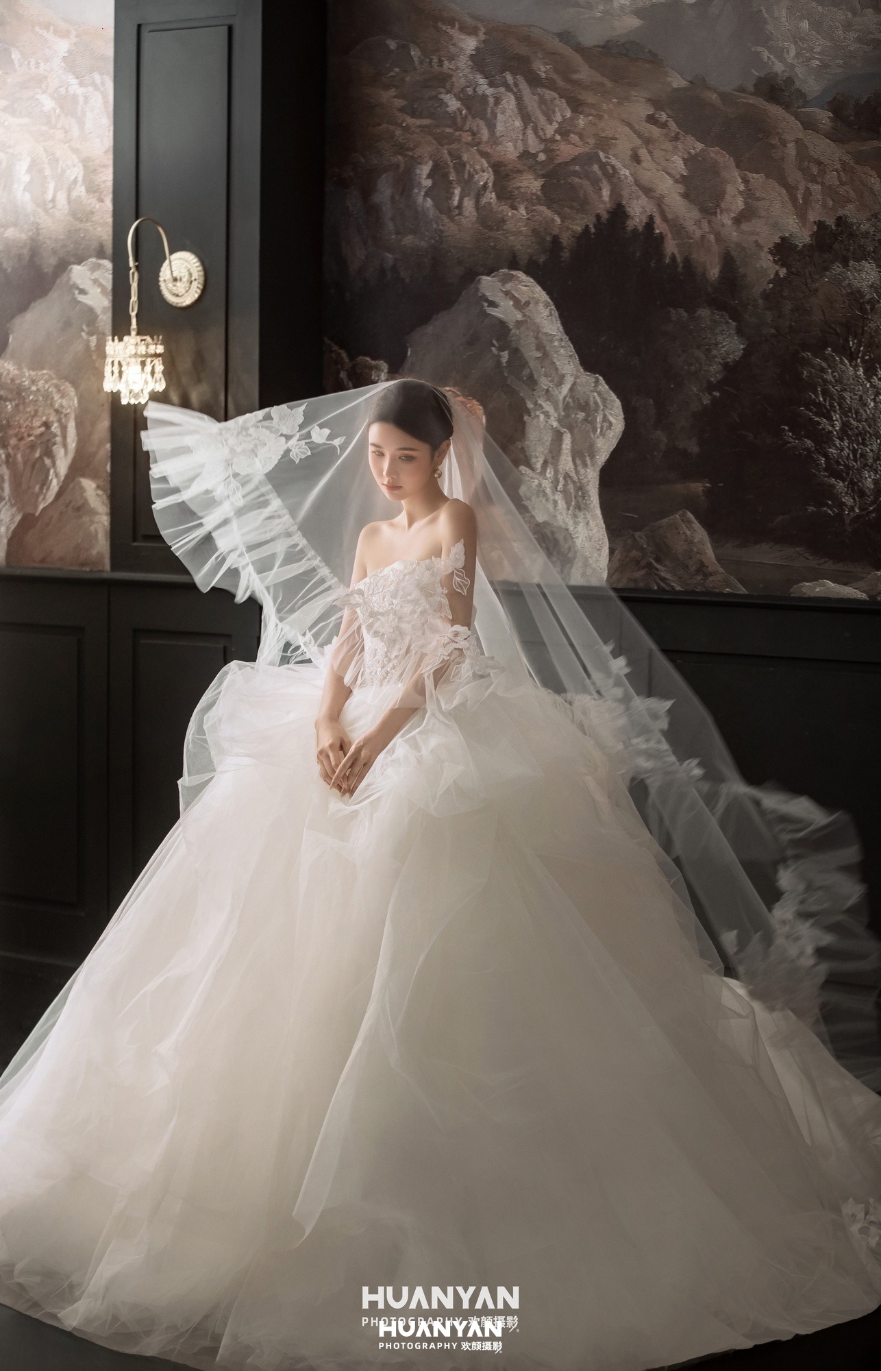 极简婚纱照 · 室内影棚场景 · 珍珠纱边客片