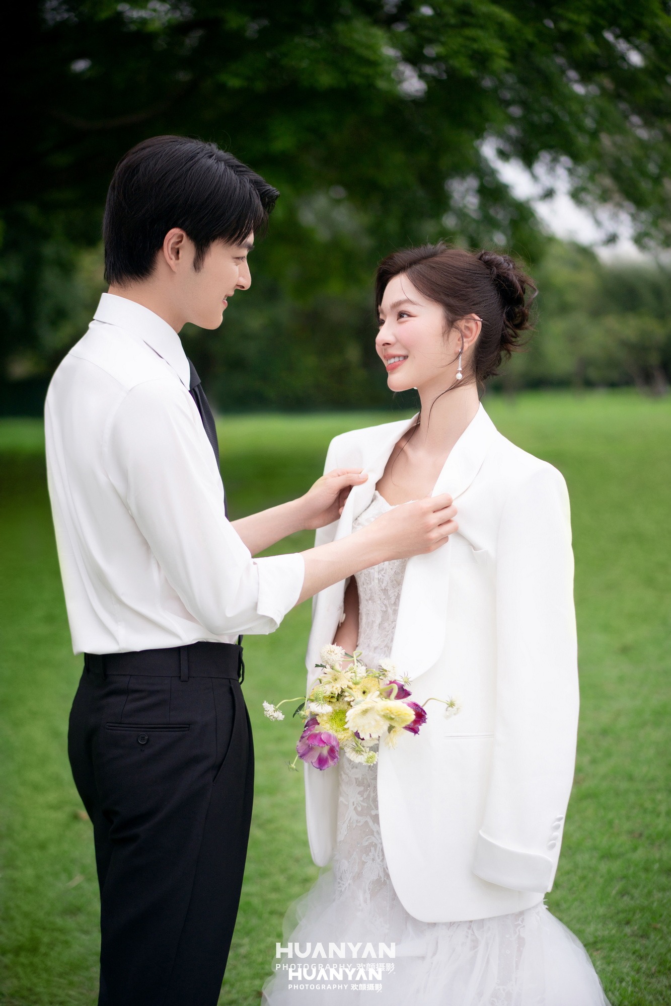 清新自然婚纱照 · 户外自然场景 · 草色新约客片