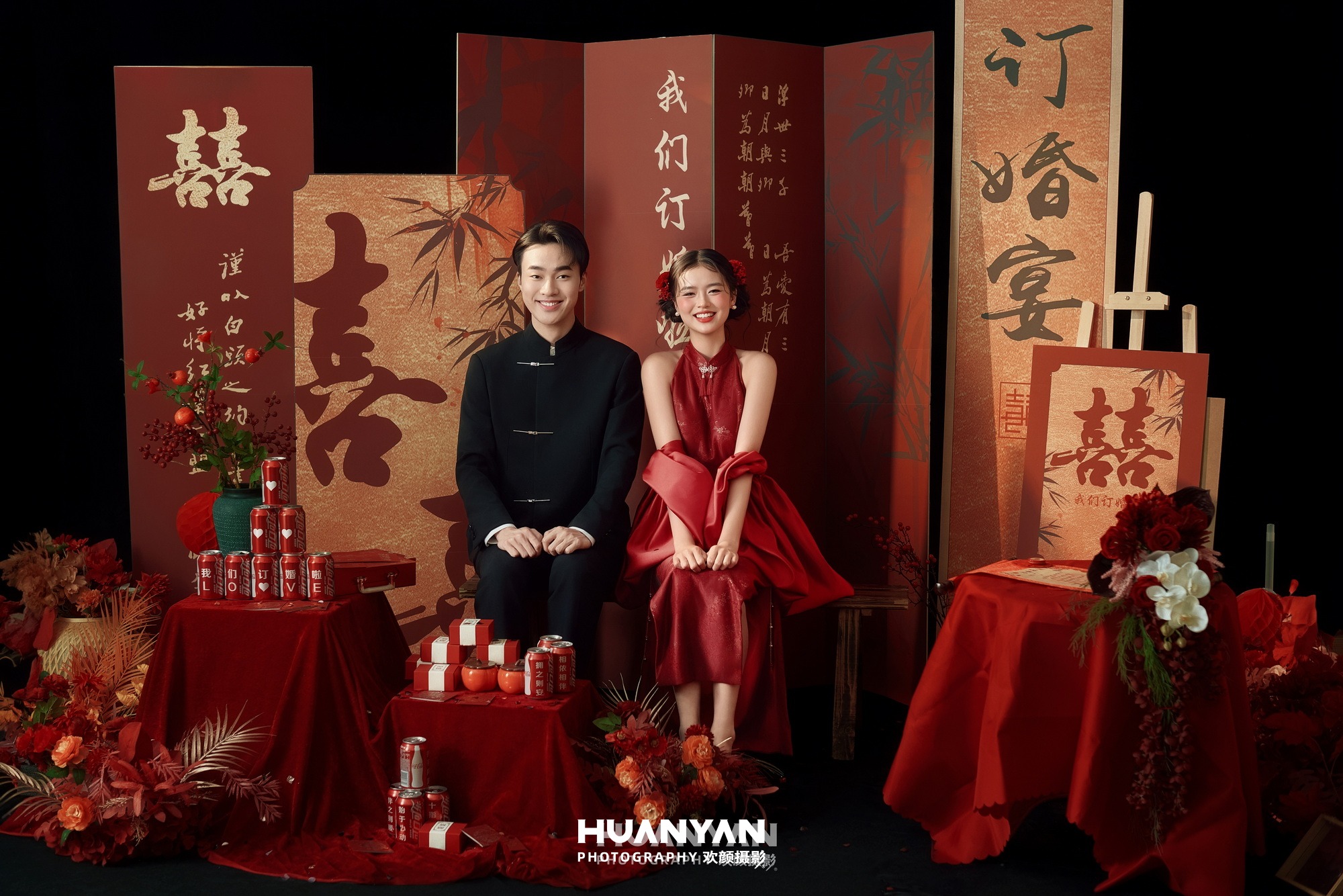 红幕定情客片第11张｜新中式婚纱照，摄于室内影棚