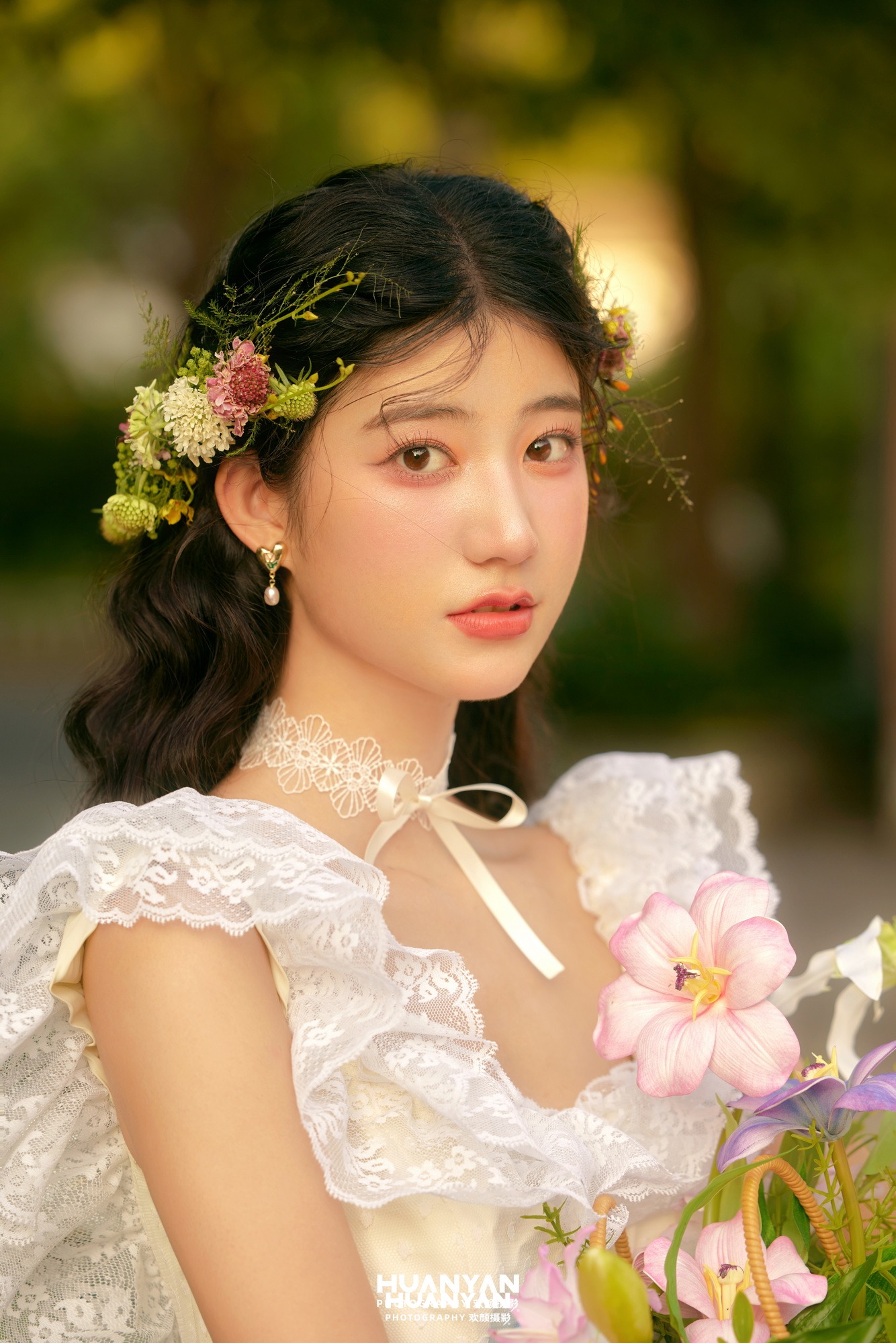 清新自然婚纱照 · 户外自然场景 · 绿荫茶会客片