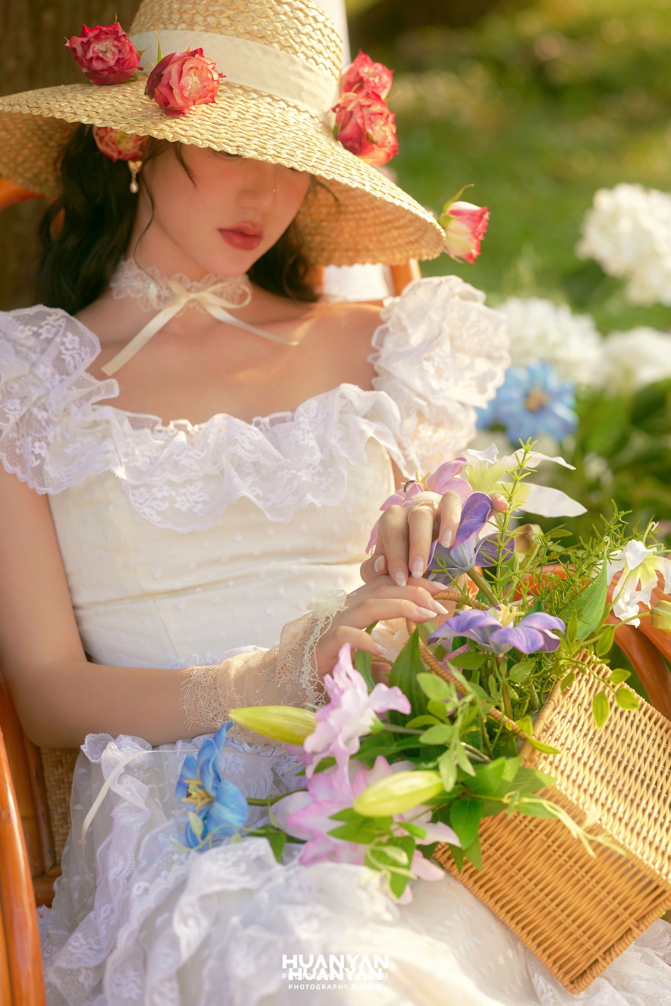 清新自然婚纱照 · 户外自然场景 · 绿荫茶会客片