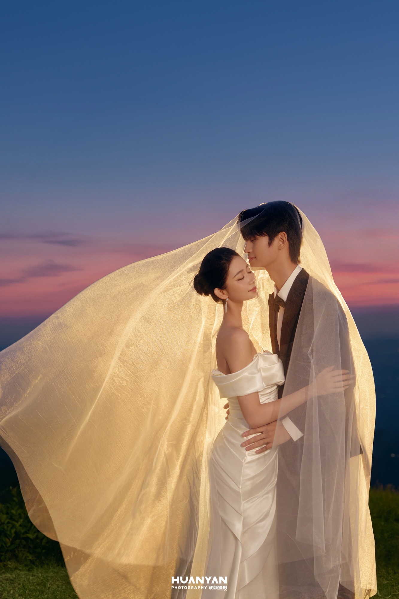 浪漫唯美婚纱照 · 户外自然场景 · 霞色山盟客片